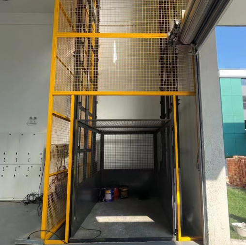 丰满导轨式升降机助力物流园破解运输难题