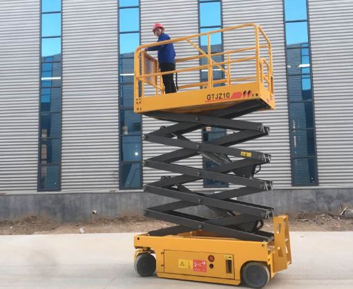 丰满剪叉式升降平台规格与应用指南