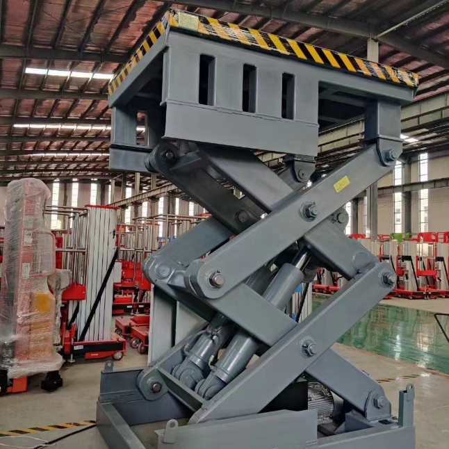 丰满剪叉式升降平台